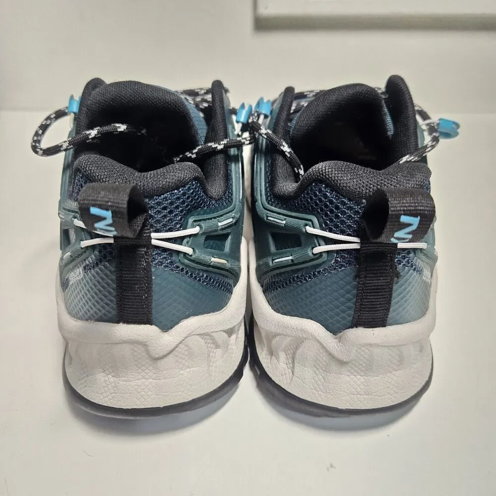 KEEN NXIS Evo Womens 8 Waterproof Hiking Shoes Sea Moss Ipanema Blue Sneaker